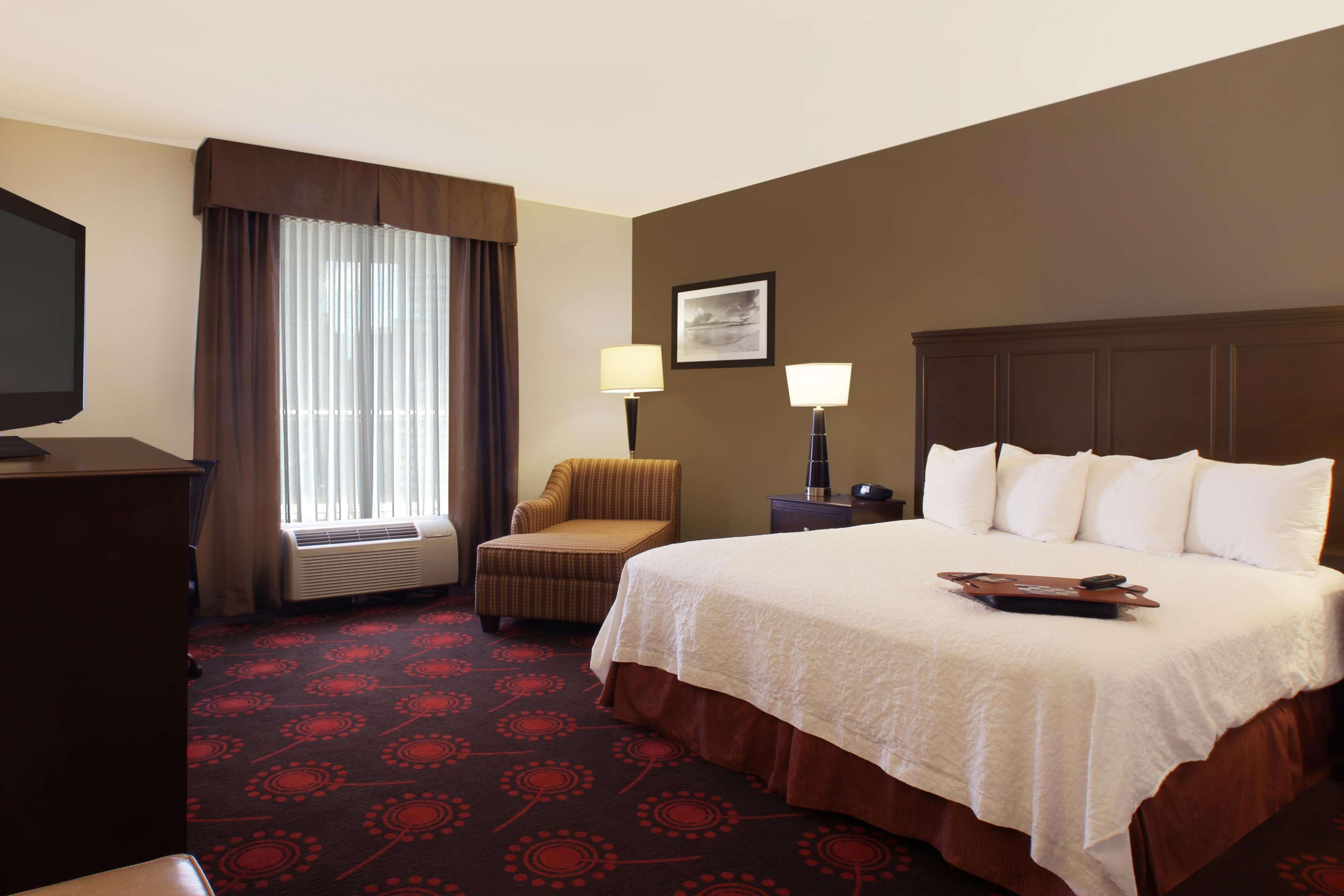 Hampton Inn&suites Hotel 3*