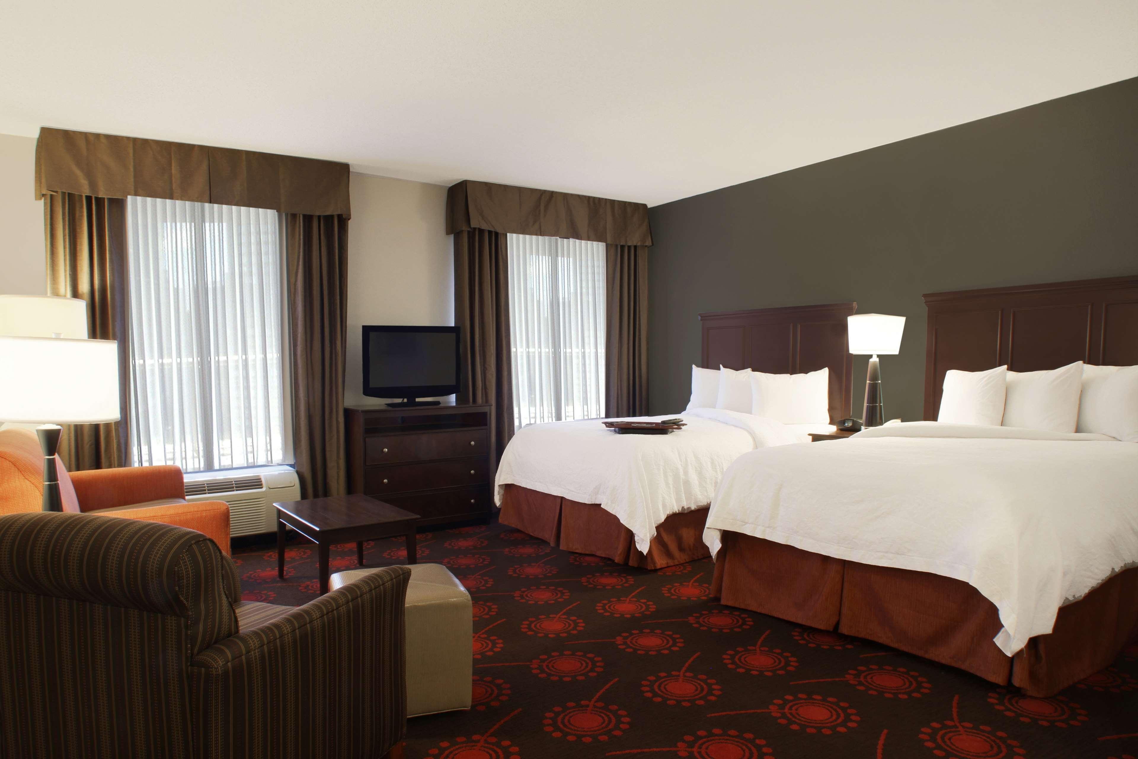 Hampton Inn&suites Hotel 3*