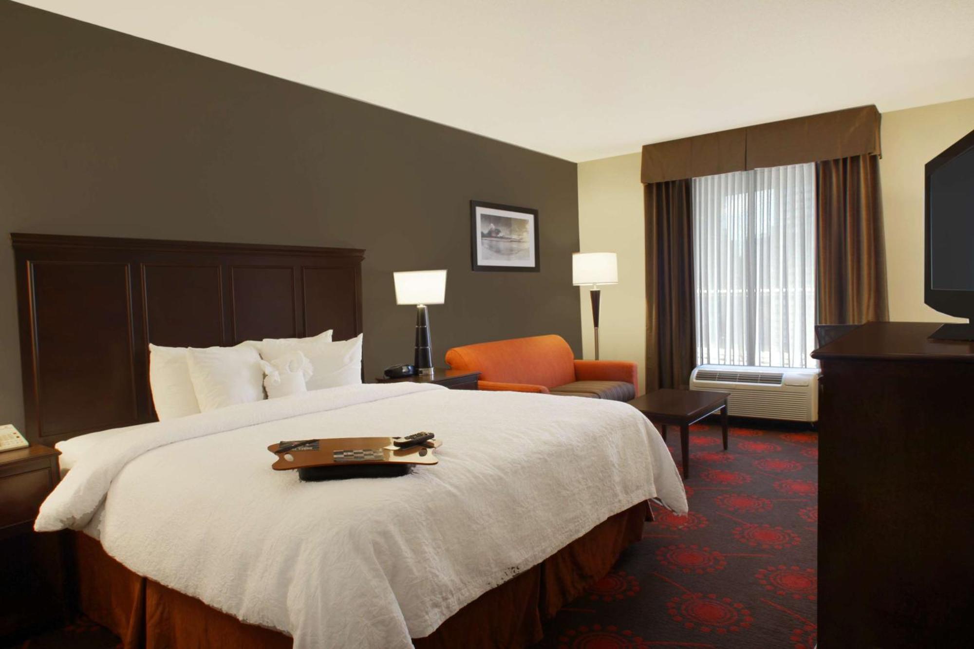 Hampton Inn&suites