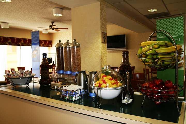 Hampton Inn&suites Hotel