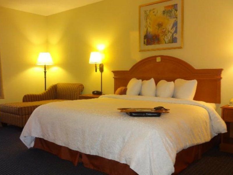 Hotel Hampton Inn&suites 3*